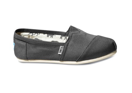 Toms Shoes Coupon Code 2011 on Toms Coupon Codes Shipping   Website Of Senisung
